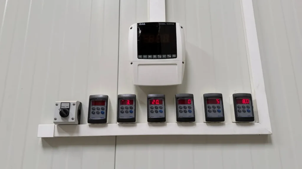 Automatizarea și monitorizarea la distanță a sistemelor frigorifice industriale
